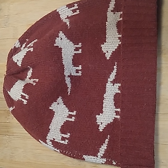 ONLY- True Collection Touque, one size. - Picture 2 of 5